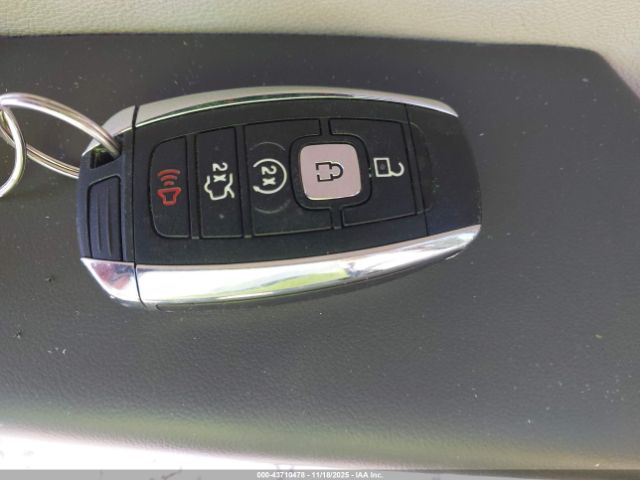 Lincoln MKX Reserve Image 16