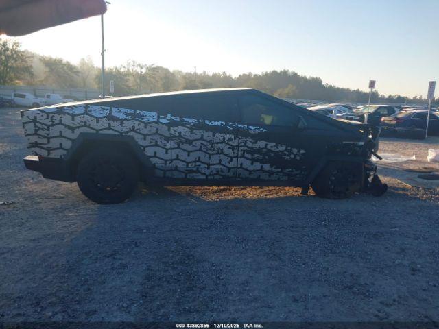 Tesla Cybertruck All-wheel Drive Image 3