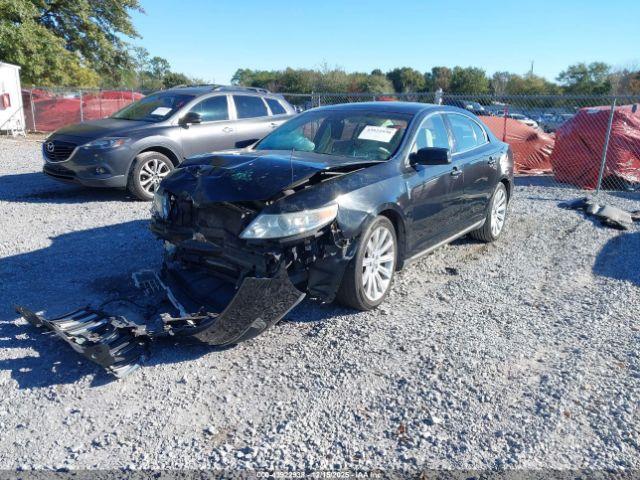 Lincoln MKS Image 14