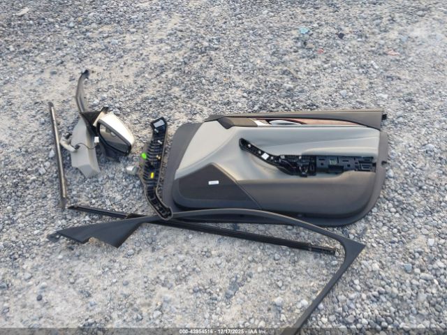 Cadillac CTS Standard Image 2