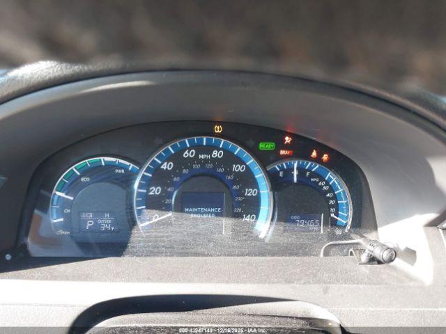 Toyota Camry Xle Image 7