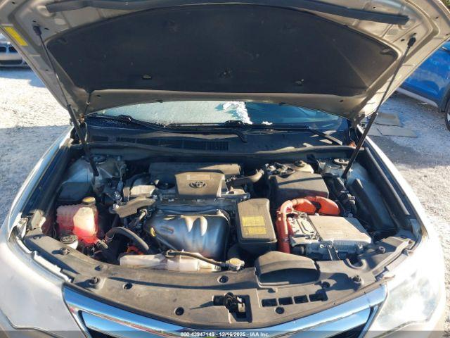 Toyota Camry Xle Image 11