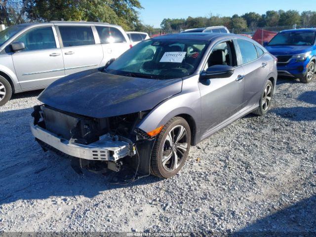 Honda Civic Touring Image 2