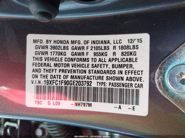 Honda Civic Touring Image 8