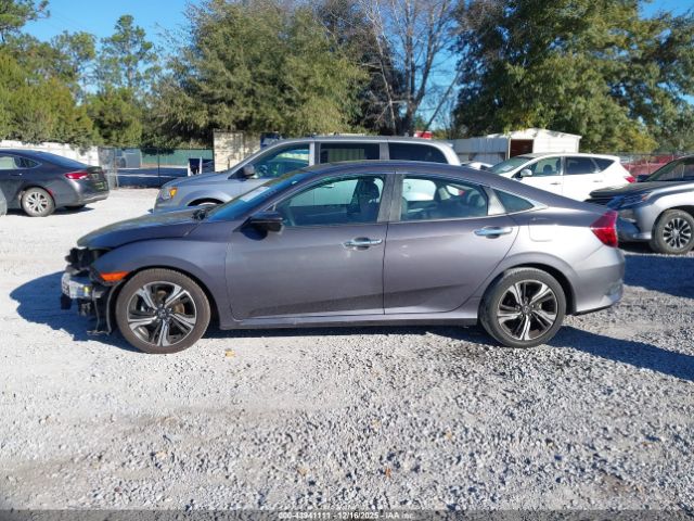 Honda Civic Touring Image 9