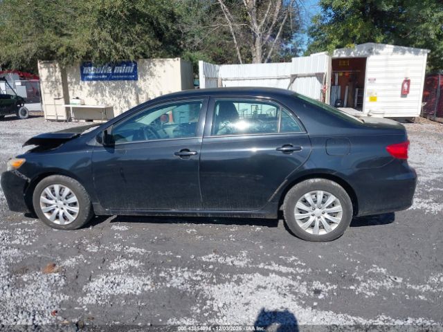 Toyota Corolla Le Image 10