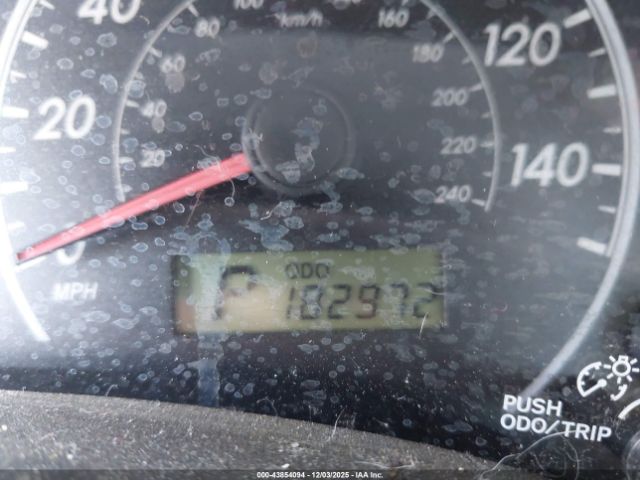 Toyota Corolla Le Image 13