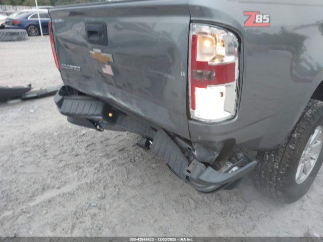 Chevrolet Colorado Wt Image 16