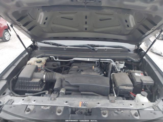 Chevrolet Colorado Wt Image 4