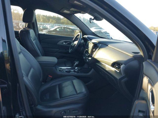 Chevrolet Traverse Fwd Lt Leather Image 6