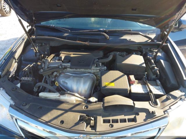 Toyota Camry Xle Image 6