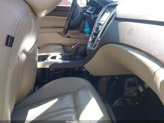 Cadillac SRX Luxury Collection Image 16