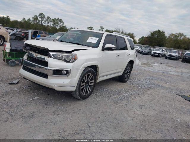 Toyota 4Runner Limited Image 2