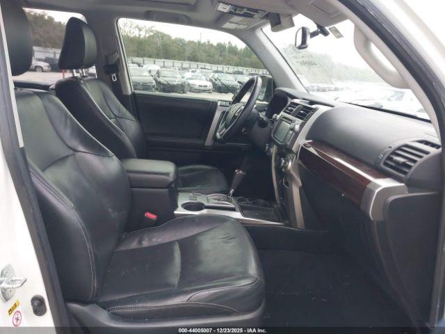 Toyota 4Runner Limited Image 8