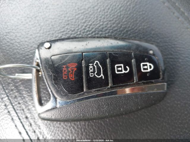 Hyundai SANTA FE 2.4l Image 4