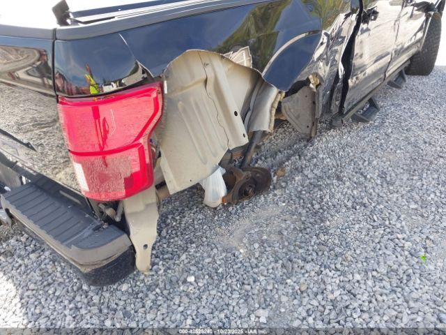 Ford F-150 Lariat Image 9