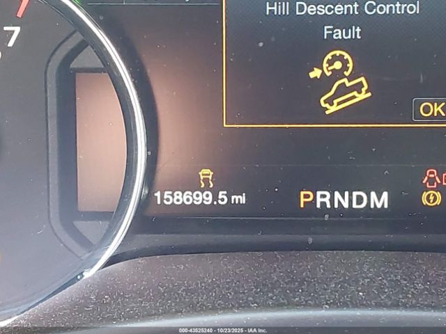 Ford F-150 Lariat Image 11