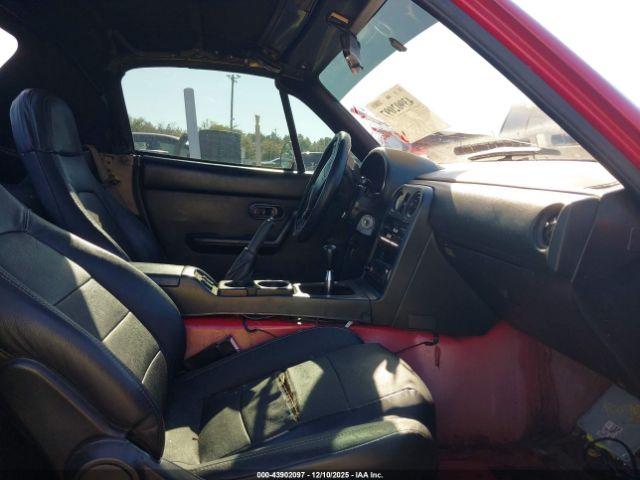 Mazda MX-5 Miata Image 9