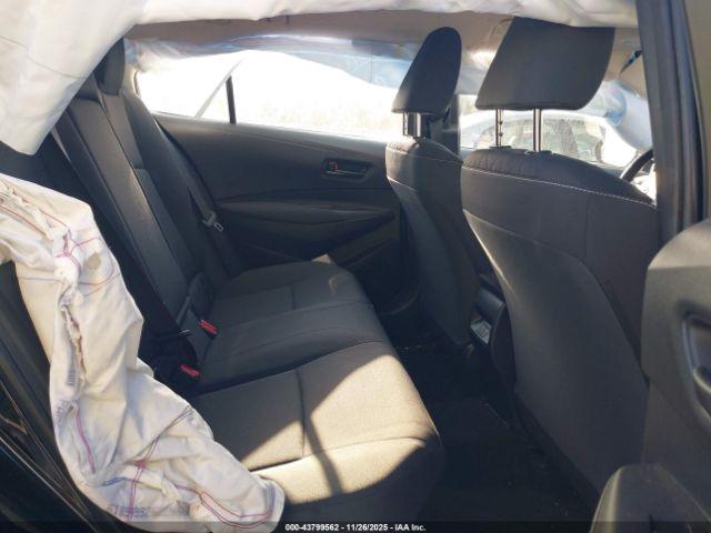 Toyota Corolla Hybrid Le Image 7