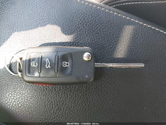 Volkswagen Jetta 1.8t Sport Image 8