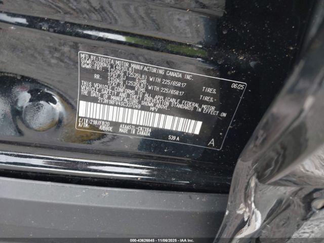 Toyota RAV4 Le Image 2