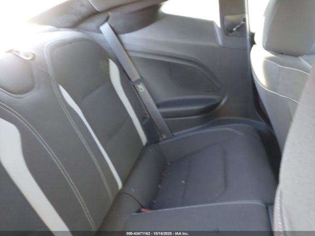 Chevrolet Camaro Rwd  1ls Image 7