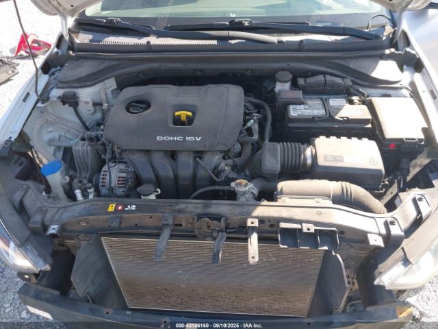 Hyundai ELANTRA Se Image 15