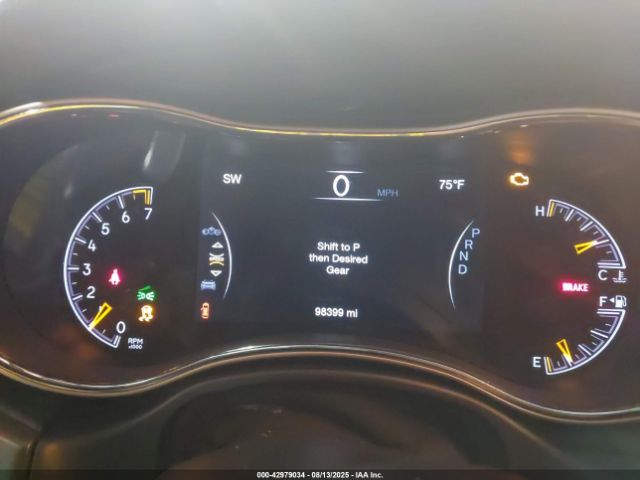 Jeep Grand Cherokee Limited 4x2 Image 2