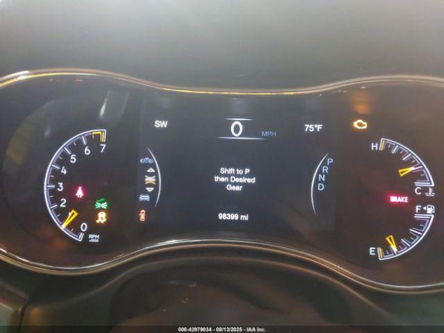 Jeep Grand Cherokee Limited 4x2 Image 2