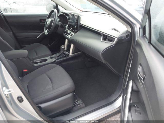 Toyota Corolla Le Image 12