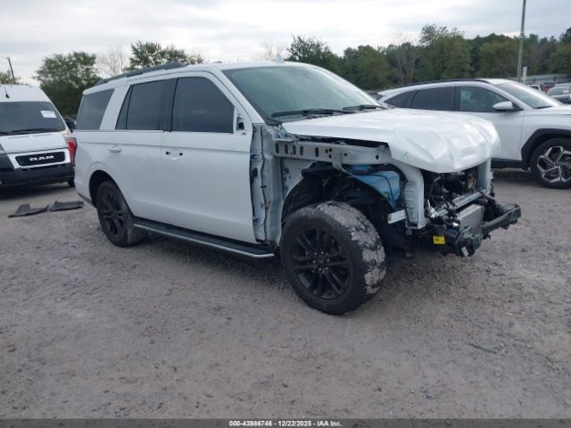 Ford Expedition Xlt Image 1