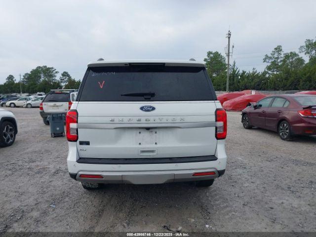 Ford Expedition Xlt Image 6