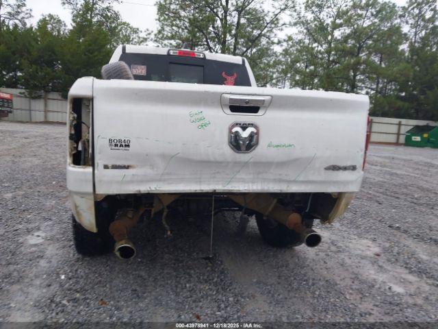 Ram 1500 Laramie  4x4 5'7 Box Image 14