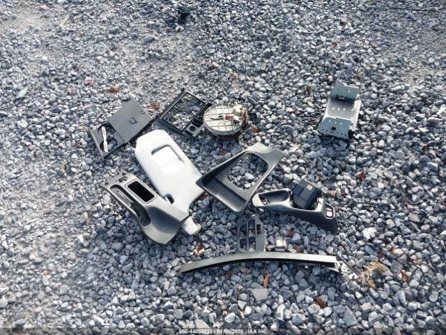 Subaru Legacy Image 12