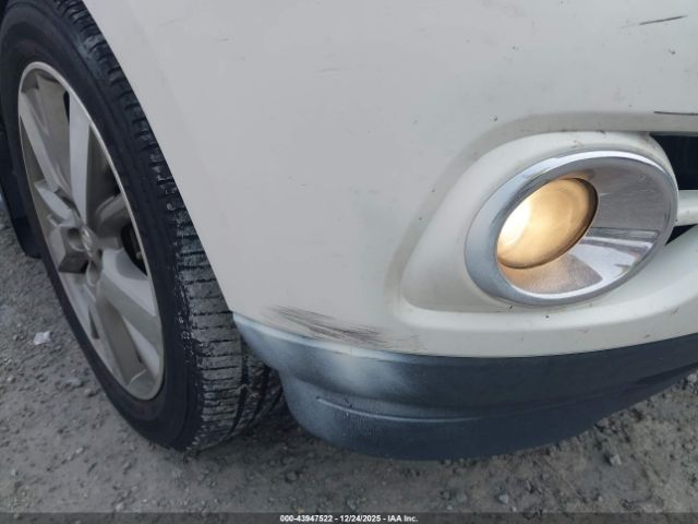 Nissan Pathfinder Platinum Image 8