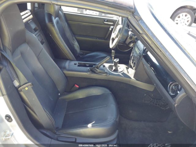 Mazda Mx-5 Grand Touring Image 7