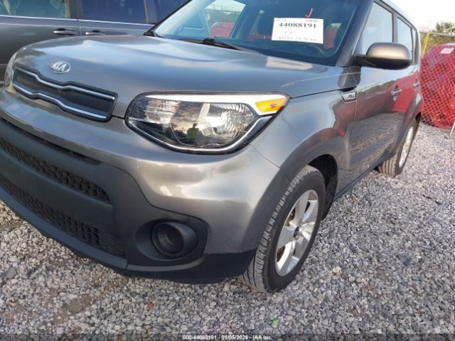Kia Soul Image 3