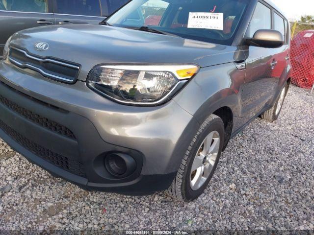 Kia Soul Image 3