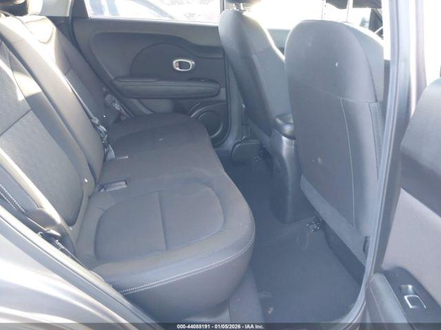 Kia Soul Image 11