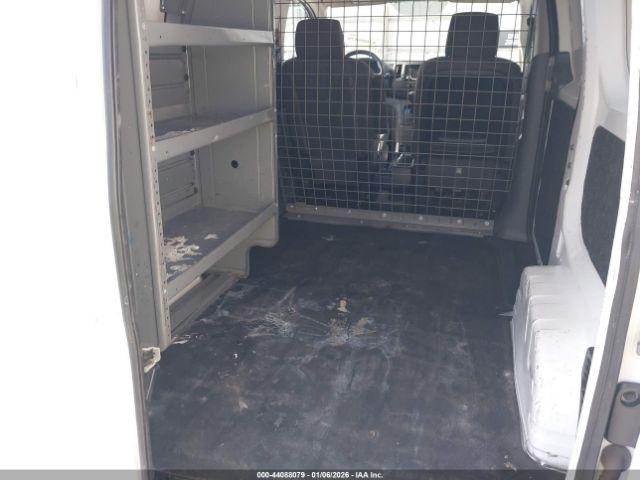 Nissan Nv S Image 15