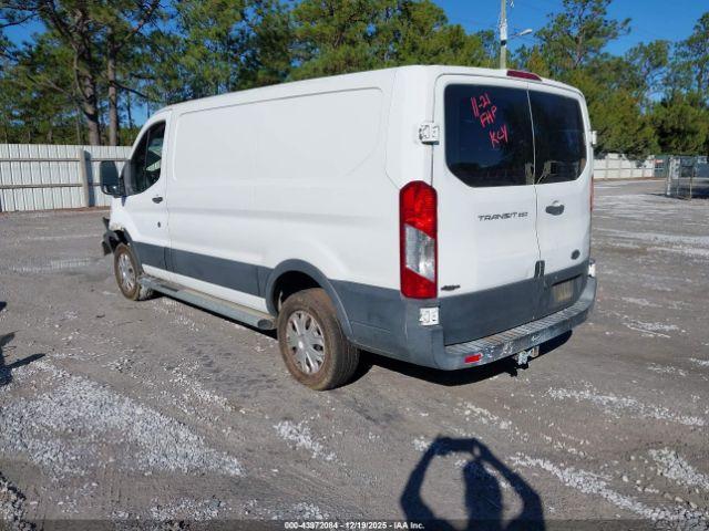 Ford Transit Image 4