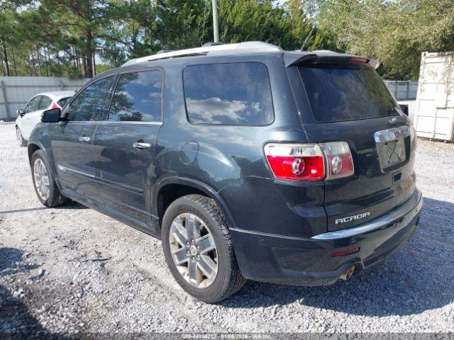 GMC Acadia Denali Image 13