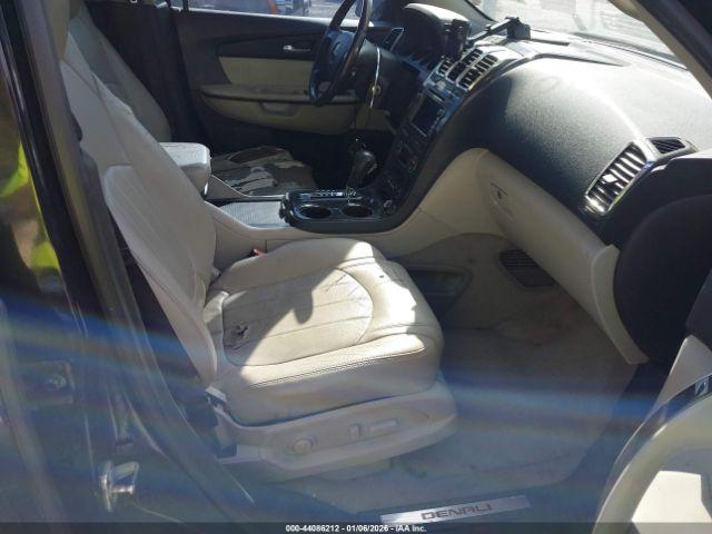 GMC Acadia Denali Image 5