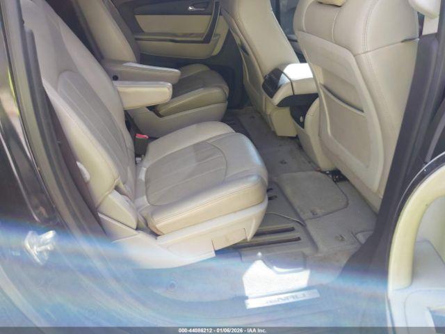 GMC Acadia Denali Image 8