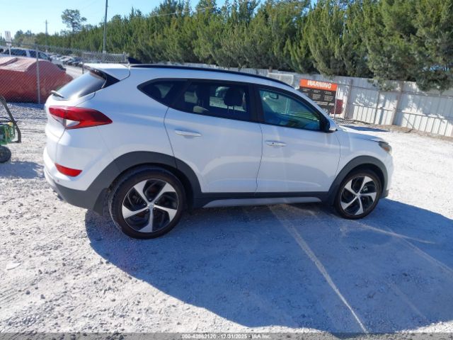 Hyundai TUCSON Value Image 16