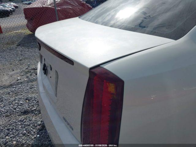 Cadillac STS V8 Image 5