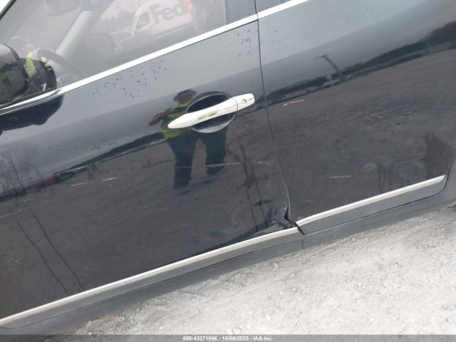 INFINITI Ex Journey Image 5