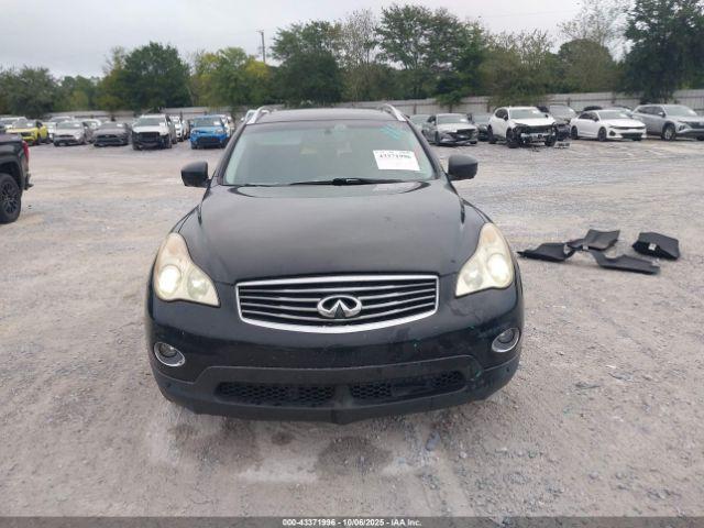 INFINITI Ex Journey Image 8