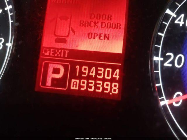 INFINITI Ex Journey Image 11