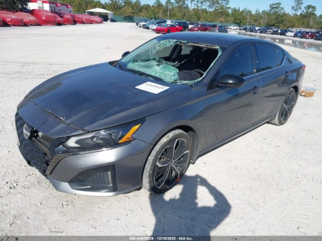 Nissan Altima Sr Fwd Image 7